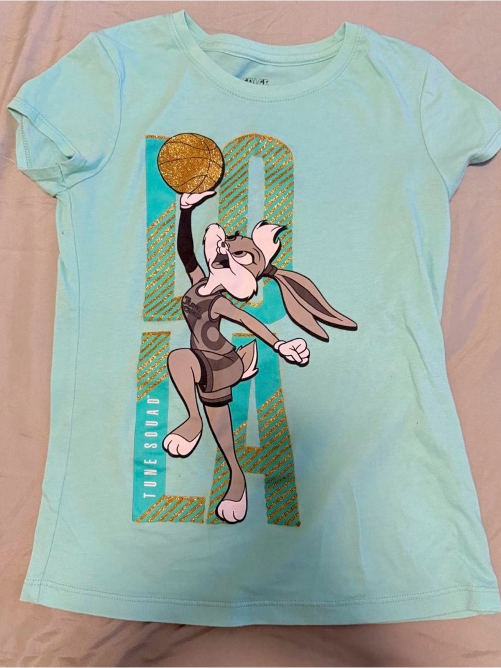 Cute Bunny Graphic Short Sleeve Tee in Light Mint